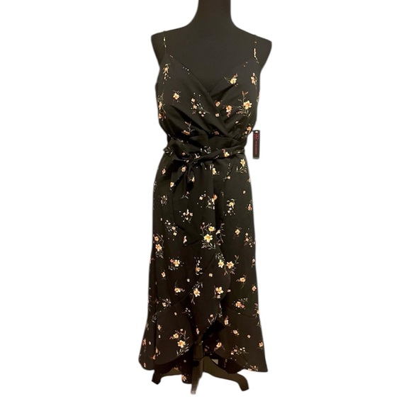 No Boundaries Dresses & Skirts - Black Floral Maxi Dress NWT